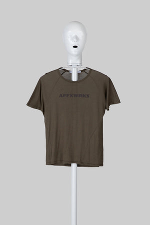 
                  
                    SHOULDERLESS T-SHIRT  / AFFXWRKS
                  
                