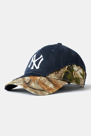 
                  
                    DISTRESSED 9TWENTY CAMO Cap NY Yankees / NEW ERA
                  
                