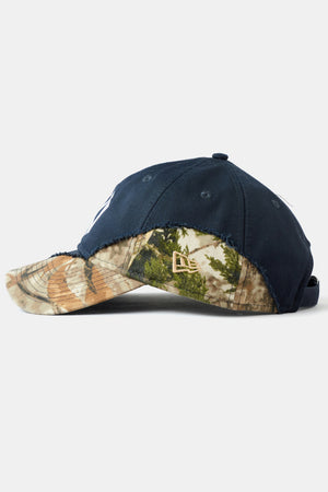 
                  
                    DISTRESSED 9TWENTY CAMO Cap NY Yankees / NEW ERA
                  
                