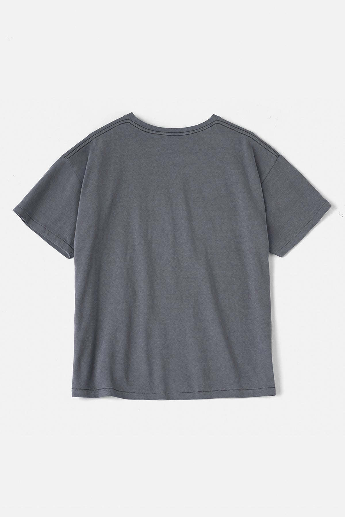 Faded Blank S/S tee inspired by the ’60s and ’70s / Harbor Grey