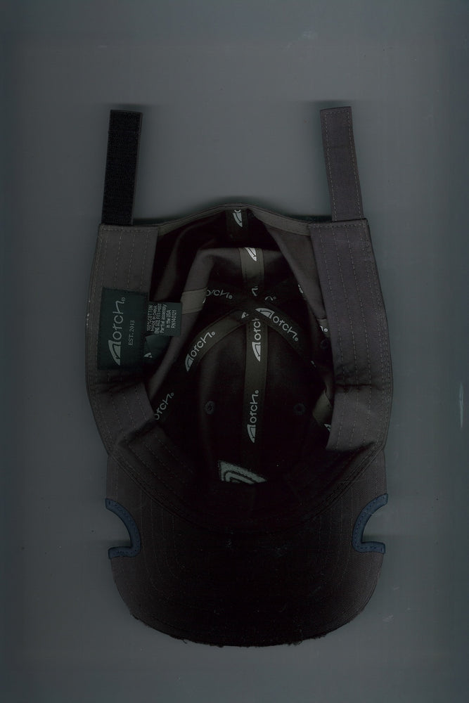 
                  
                    Distressed Notch Cap / Faded Gray
                  
                