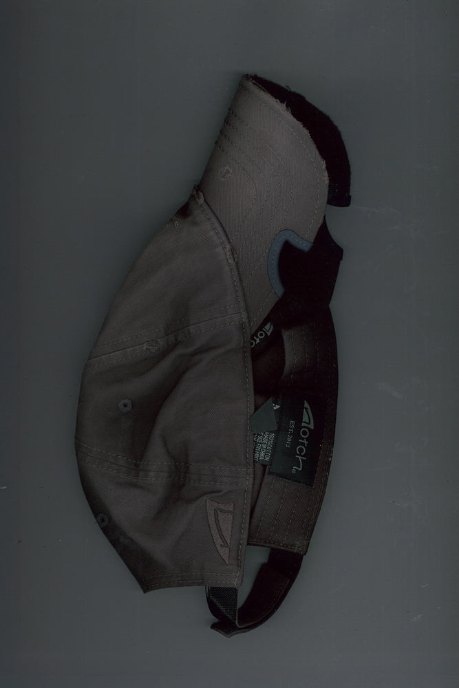 
                  
                    Distressed Notch Cap / Faded Gray
                  
                