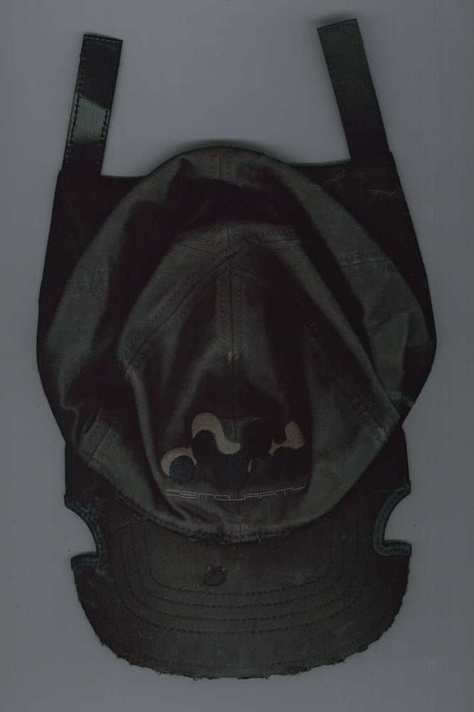 
                  
                    Distressed Notch Cap / Faded Black
                  
                