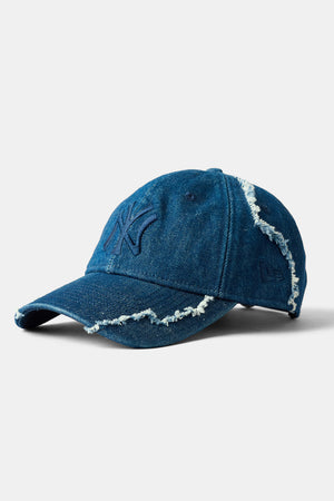 
                  
                    DISTRESSED 9TWENTY DENIM Cap NY Yankees / NEW ERA
                  
                