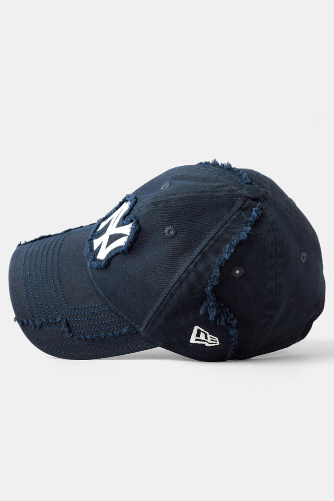 
                  
                    DISTRESSED 9TWENTY Cap NY Yankees / NEW ERA
                  
                