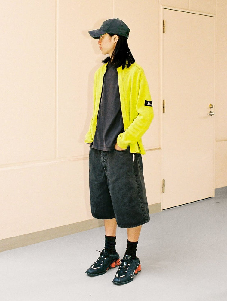 
                  
                    92' Loose-Fit Faded Shorts / Smoky Gray
                  
                