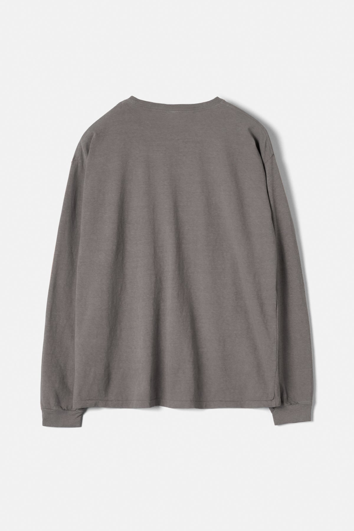 Faded Blank L/S tee inspired by the ’60s and ’70s / Smoky Quartz