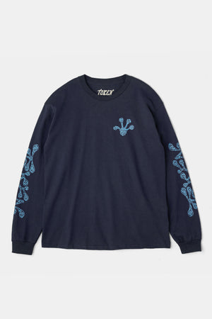 
                  
                    Pond LS Tee Navy / TOKEN
                  
                