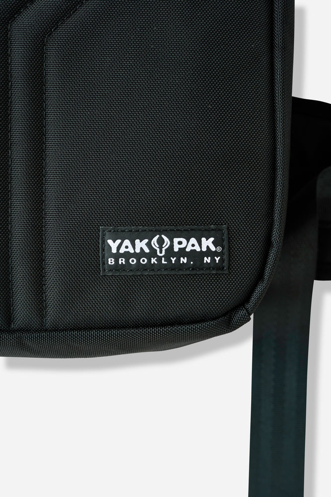 
                  
                    FIFTH Exclusive Record Bag Black / YAKPAK
                  
                