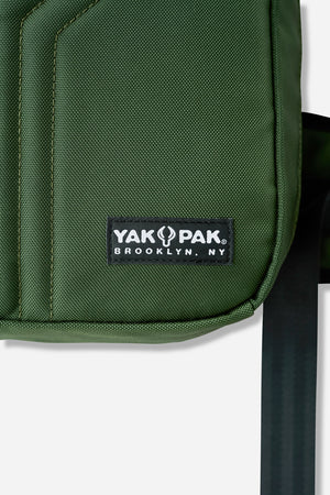 
                  
                    FIFTH Exclusive Record Bag Green / YAKPAK
                  
                