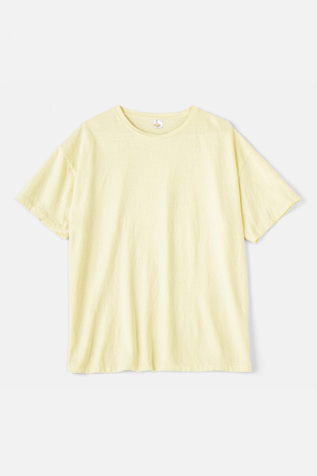 Faded Blank S/S tee inspired by the ’60s and ’70s / Soft Yellow