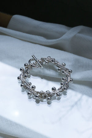 
                  
                    Silver Beaded Bracelet / Medium
                  
                