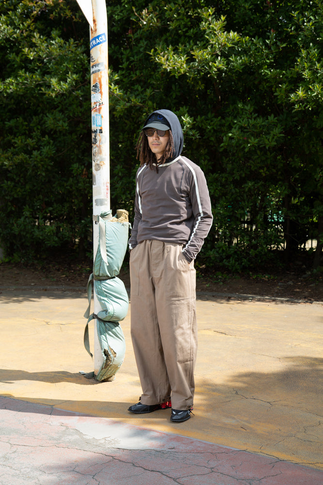 
                  
                    &lt;<sale> &gt; TUKI / over pants(0159) khaki</sale>
                  
                