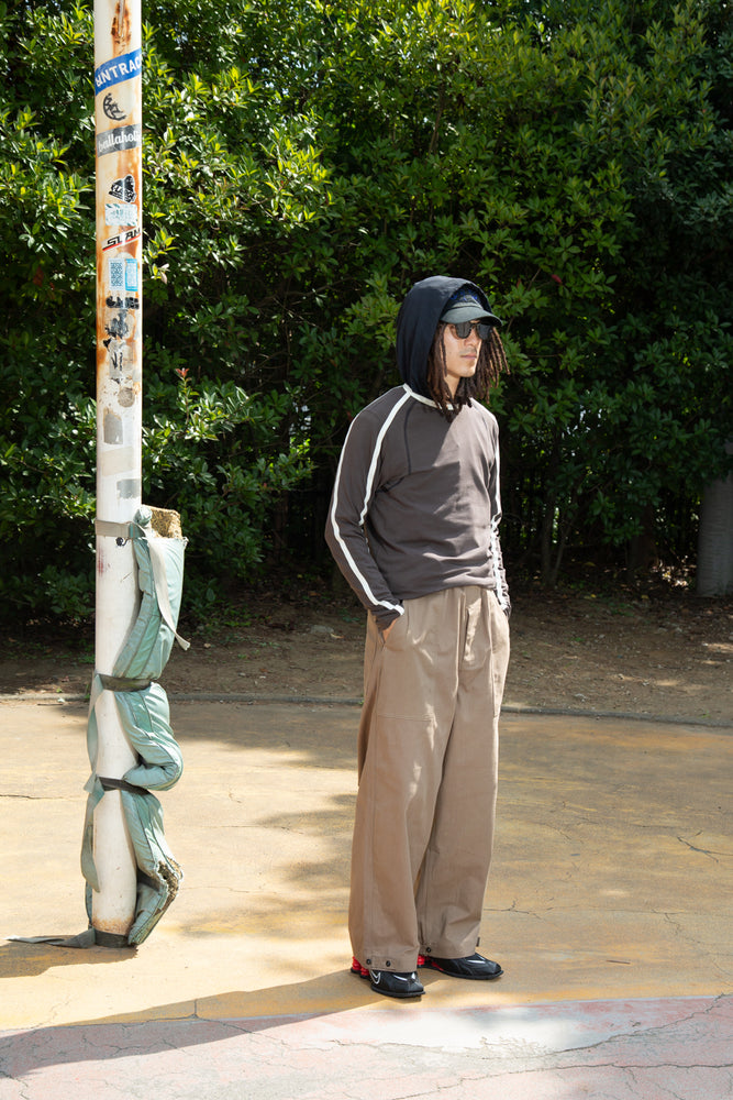 
                  
                    &lt;<sale> &gt; TUKI / over pants(0159) khaki</sale>
                  
                